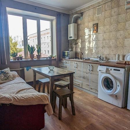 Двухкомнатная Квартира На Пятницкой Černihiv Esterno foto